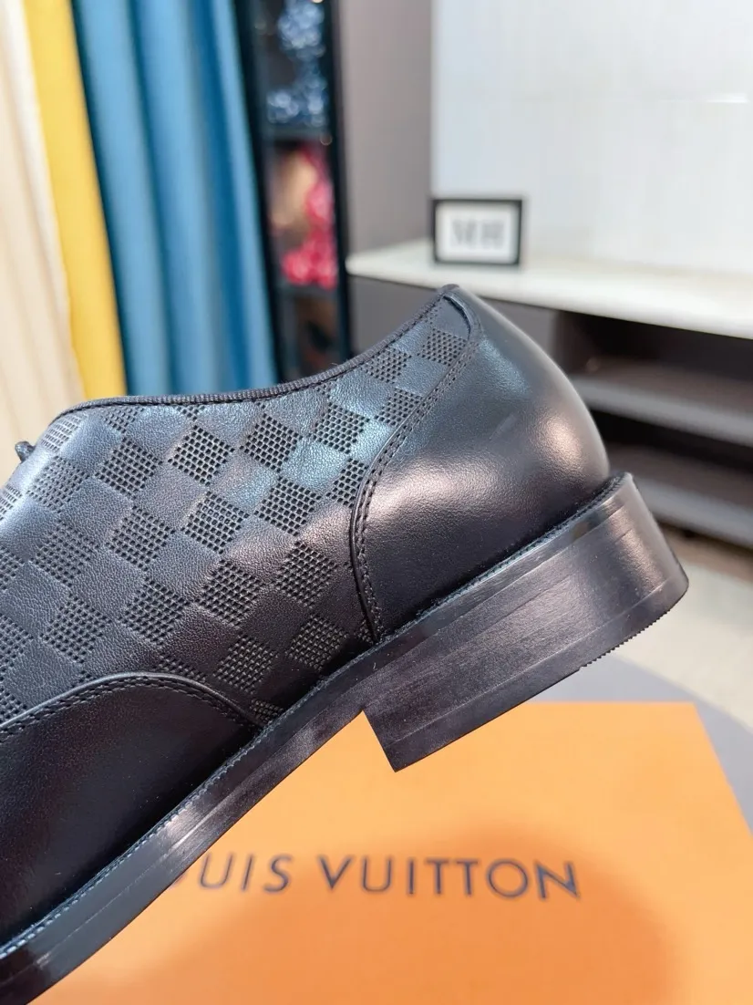 Men's shoes 💰540🌹🌹 [LV] Louis Vuitton's popular casual leather shoes 🎖Fashionable and elegant 🎖🎖Material: Original imported cowhide open edge beads, washed cowhide leather lining, original molded rubber outsole, high-end and classy, ​​elegant quality, instantly transforming into a handsome man ❤❤Standard\nNumber of sizes: 39-44, 38 45 46 customized